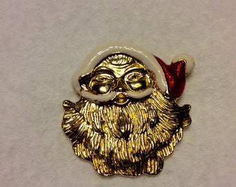 Designer signed AAI Santa face brooch pin. 1980s. Excellent. Free ship