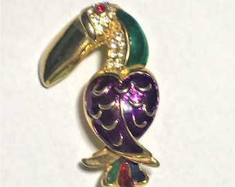 Vintage enamel and rhinestone Toucan bird brooch pin