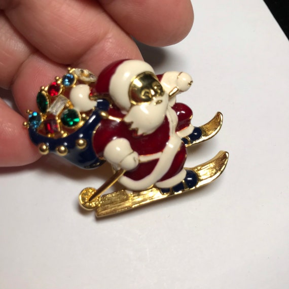 Vintage Santa on sleigh rhinestone pin pendant.0 - image 1