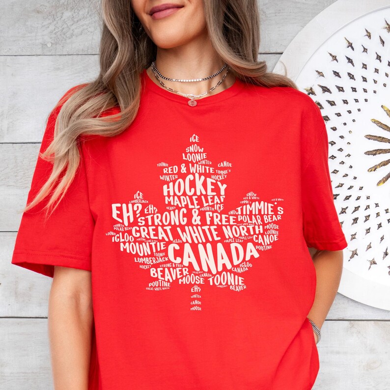 Camiseta con la hoja de arce de Canadá, camiseta del orgullo canadiense, camiseta del Gran Norte Blanco, camiseta de Canadá Fuerte y Libre, regalo de recuerdo de viaje, tienda canadiense de Etsy imagen 2