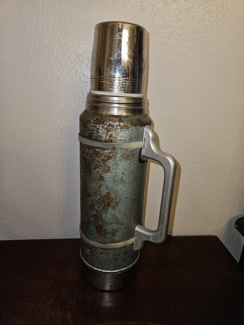 Termo de vacío Aladdin Stanley A83 antiguo imagen 3