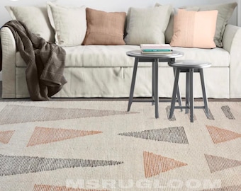 Handmade Geometric Wool Rug: Minimalist Triangle Design, Neutral Boho Decor