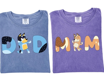 Comfort Colors®, Camisa familiar azul, Camisa de cumpleaños de perro azul, Camisa azul para amantes de los perros, Sudadera para mamá y papá, Camisa de dibujos animados para padres 532