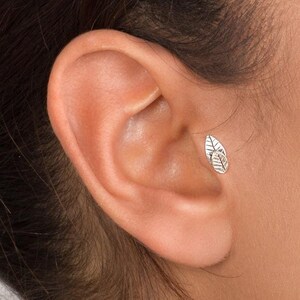 Silver Tragus Stud - tragus piercing, gold tragus, leaf tragus earring, woodland tragus stud, ear piercing, leaf tragus earring