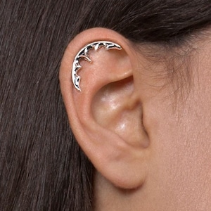 Silver Gothic Cartilage Stud Earring - helix stud , silver helix piercing , ear piercing, cartilage piercing