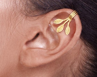 Leaf Ear Cuff - ear cuff no piercing , ear cuff non pierced , gold ear cuff , 14k gold ear cuff , woodland jewelry , woodland wedding