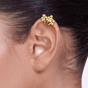 14k Gold Berries Ear Cuff - ear cuff no piercing , woodland ear cuff , woodland jewelry , ear cuff non pierced , wedding ear cuff