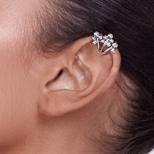 Silver Berries Ear Cuff - ear cuff no piercing, woodland ear cuff, woodland jewelry, ear cuff non pierced, wedding ear cuff