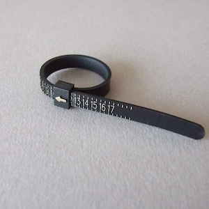 Tailleur de bague en plastique - baguage réglable, baguage réutilisable