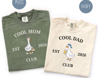 Comfort Colors® Goose Mom Dad Est 2026 T Shirts, Cute Matching Pregnancy Reveal Outfit, Funny Baby Announcement Gift For New Mama And Dada.