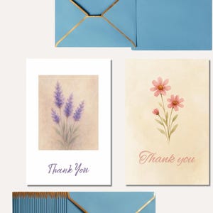 Tarjeta floral plana de 4 x 6 pulgadas. Elija entre agradecimiento, pensando en usted, cumpleaños o tarjeta de felicitación personalizada con un lindo sobre.