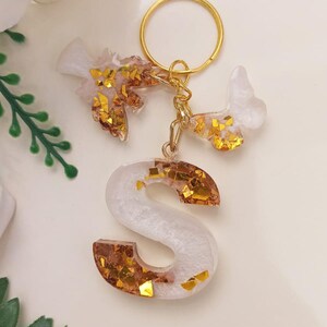 Personalised Initial Resin Keychain | Custom Name Handmade Flower Colorful Keychain | Letter Keychain Gift for Kids & Backpack Charm