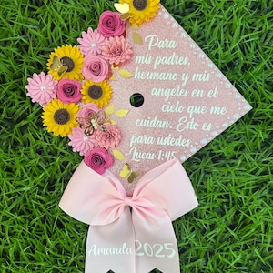 Graduation Cap Topper, Sunflower Grad Cap, Custom Graduation topper, Floral graduation cap, 2025 Graduation,