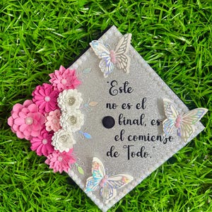 Personalized Graduation Cap Topper | Custom Flower Graduation Topper | Class of 2025 | Custom Graduation Cap Topper | Graduation Gift |