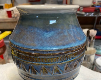 Blue Rutile Stoneware Pot