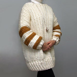 HÄKELMUSTER Oversized Tundra Pullover / Abnehmbarer Wasserfallkragen Bild 2