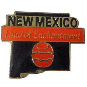 NEW MEXICO Land Of Enchantment STATE vintage enamel pin lapel badge  pinback