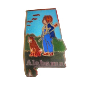 ALABAMA STATE vintage enamel pin lapel badge  landscape Mafco hunting dog pinback