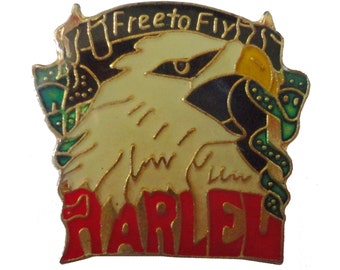 HARLEY DAVIDSON Free To Fly motorcycle EAGLE vintage enamel pin lapel badge gift pinback