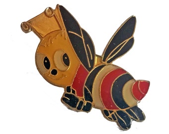 BEE cartoon vintage enamel pin lapel badge  stinger pinback