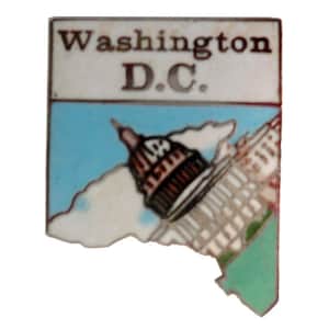 WASHINGTON DC vintage enamel pin lapel badge  Mafco capitol hill pinback