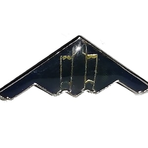 AERONAVE MILITAR vintage esmalte broche lapela distintivo Stealth Jet Airplane Air Force