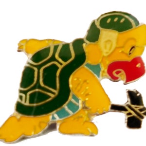 1992 NINTENDO Super Mario Bros video game vintage enamel pin lapel badge gift snes nes pinback