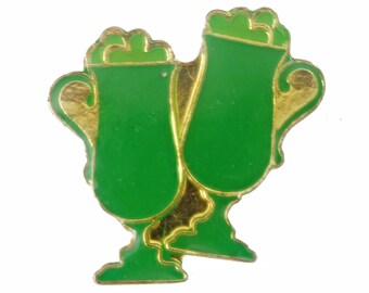 IRISH BEER vintage enamel pin lapel badge  Ireland Green St Patricks Day cheers pinback