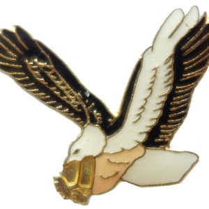 SOARING EAGLE vintage enamel pin badge lapel  pinback