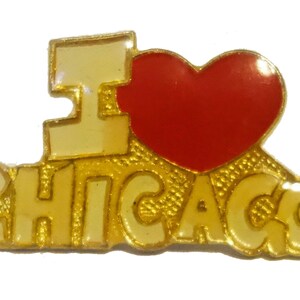 I Love CHICAGO ILLINOIS vintage enamel pin lapel pinback state travel