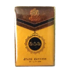 STATE EXPRESS 555 Cigarettes pack vintage pin lapel advertising mature pinback