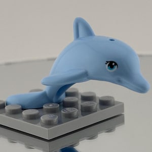 LEGO® Friends Minifigura de Golfinho – Figura de Animal Rara Aposentada, Azul Claro Brilhante, Autêntico LEGO® Colecionável