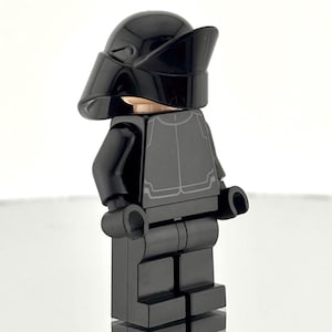 LEGO® Star Wars First Order Crew Member (Fleet Engineer / Gunner) – Light Nougat Head – Episode 7, Military Minifigure, Rare & Retired