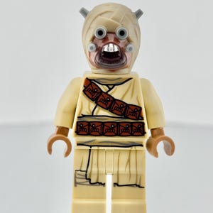 LEGO® Tusken Raider Minifigure – Star Wars Sand People Tatooine Warrior – Desert Tribe Alien from A New Hope, The Mandalorian & Book of Boba