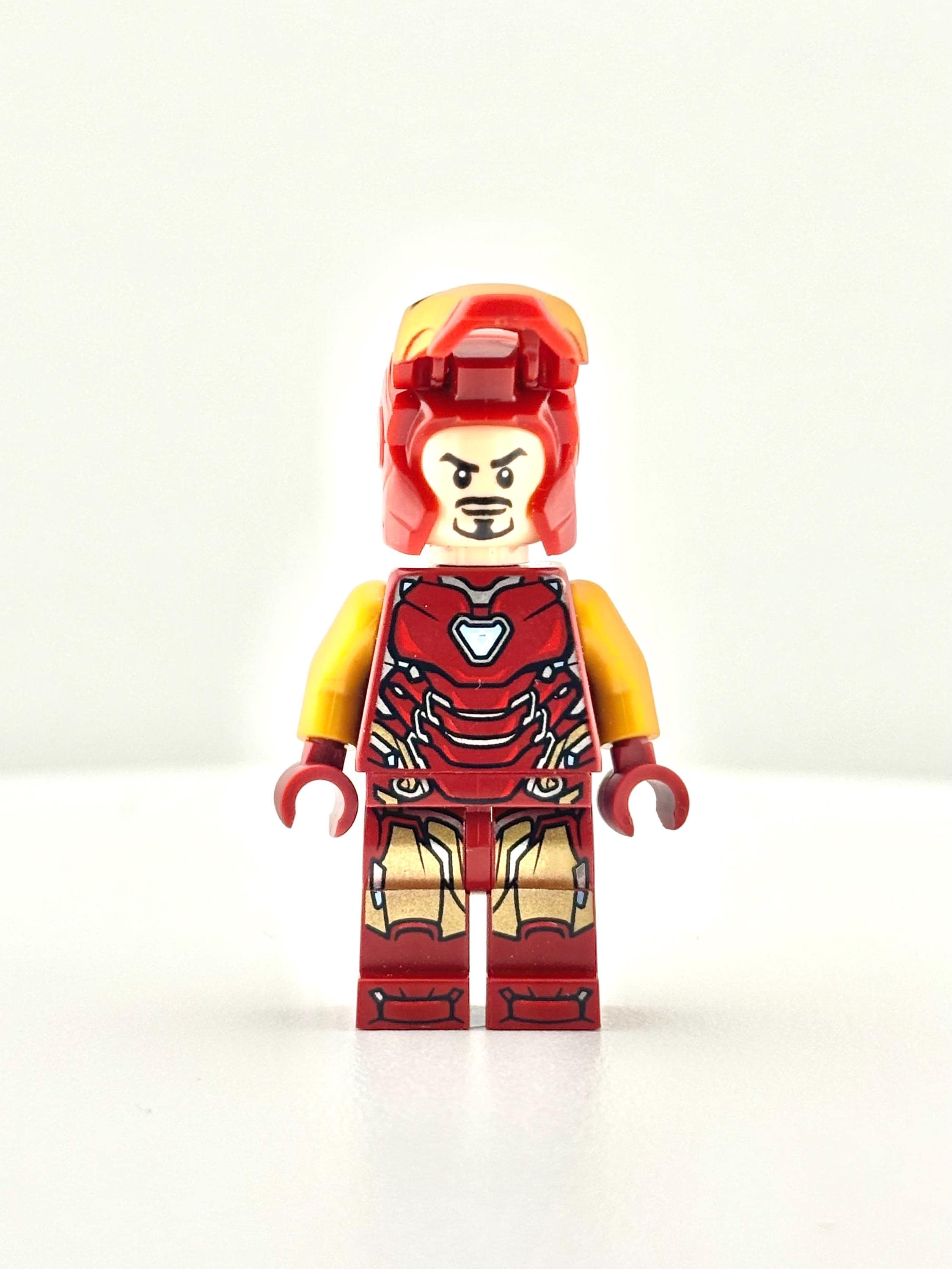 レゴ® アイアンマン マーク85 ミニフィギュア – マーベル 