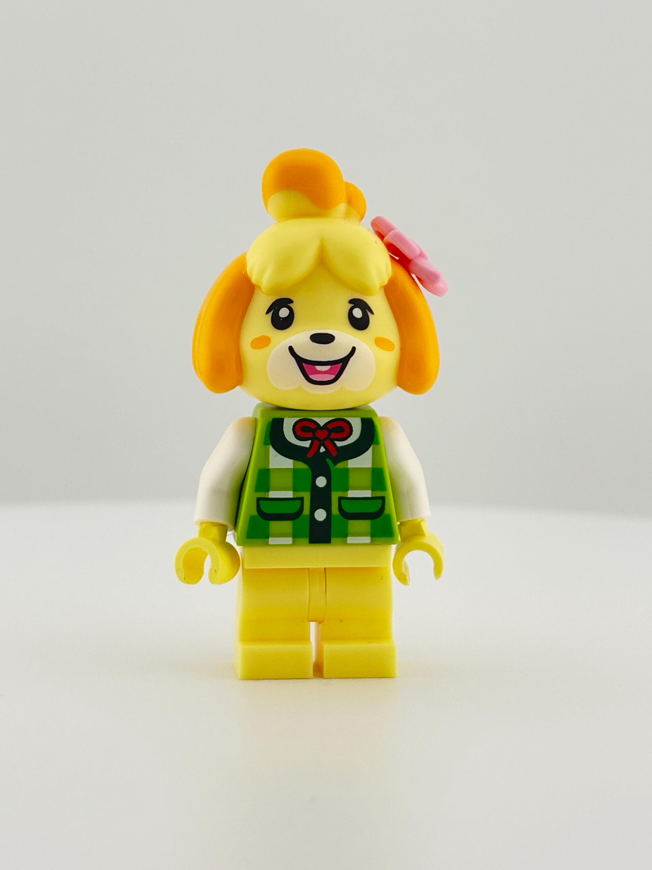 LEGO® Isabelle Minifigure – Animal Crossing Mayor’s Assistant – Nintendo Villager in Plaid Vest – Cute LEGO® Character for Cozy Displays