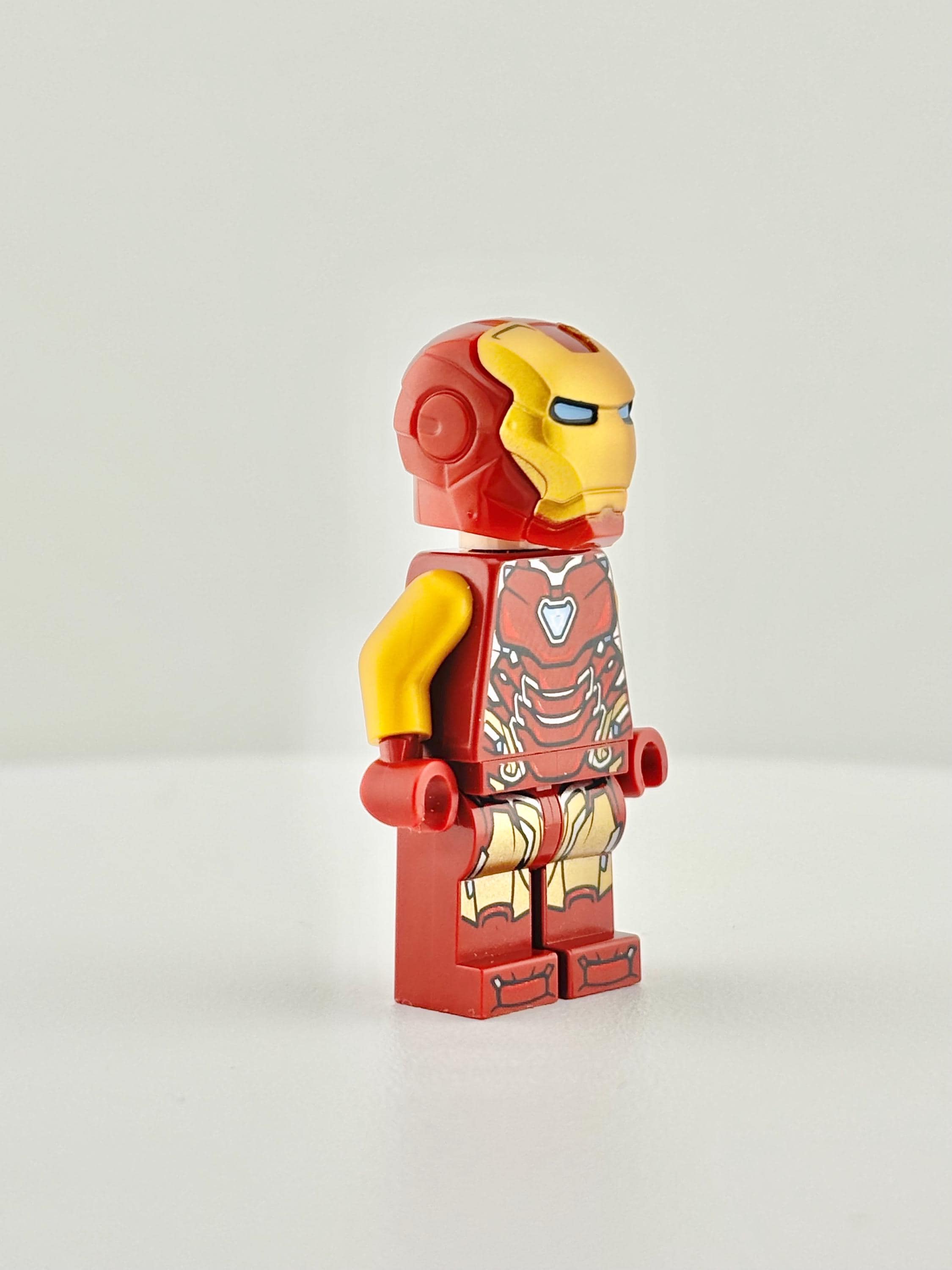 レゴ® アイアンマン マーク85 ミニフィギュア – マーベル 