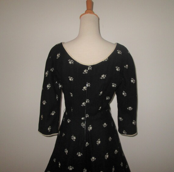 Vintage 1950s Black Floral Dress With Angora Acce… - image 5