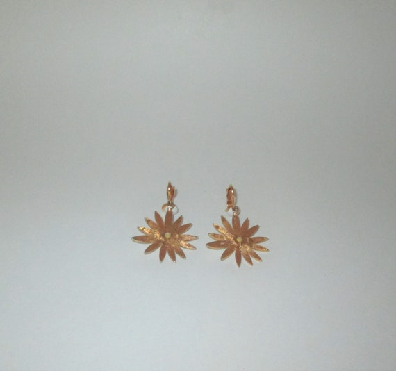 Vintage 1950s Daisy Flower Earrings - image 6