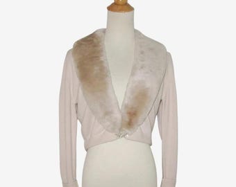Vintage 1950s Beige Orlon Cardigan Sweater – Faux Fur Collar, Rhinestone Closure