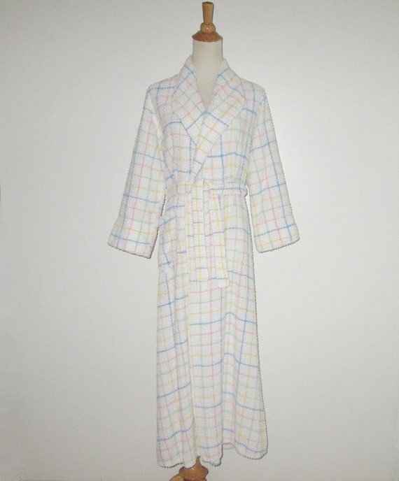 Vintage 1950s White Pastel Plaid Chenille Robe - S