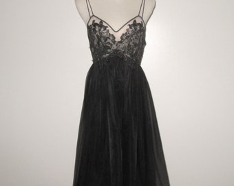 Vintage 1950s 1960s Black Flirty Nightgown - Size M