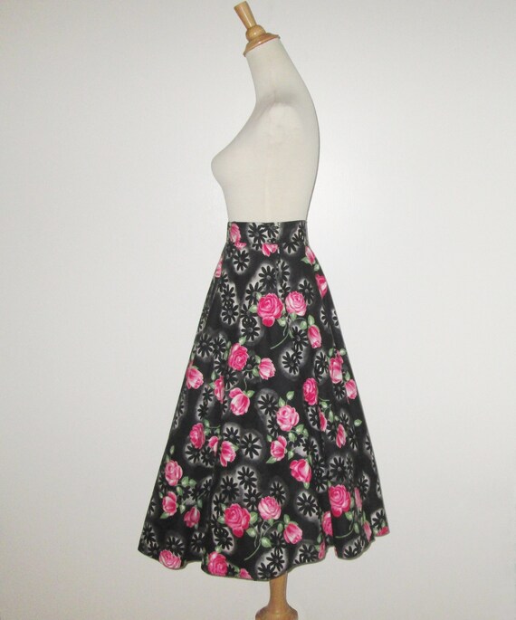 Vintage 1950s Black Floral Skirt With Pink And Re… - image 3