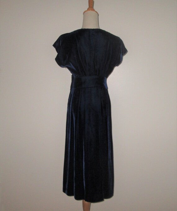 Vintage 1940s Blue Velvet Dress - Size S - image 4