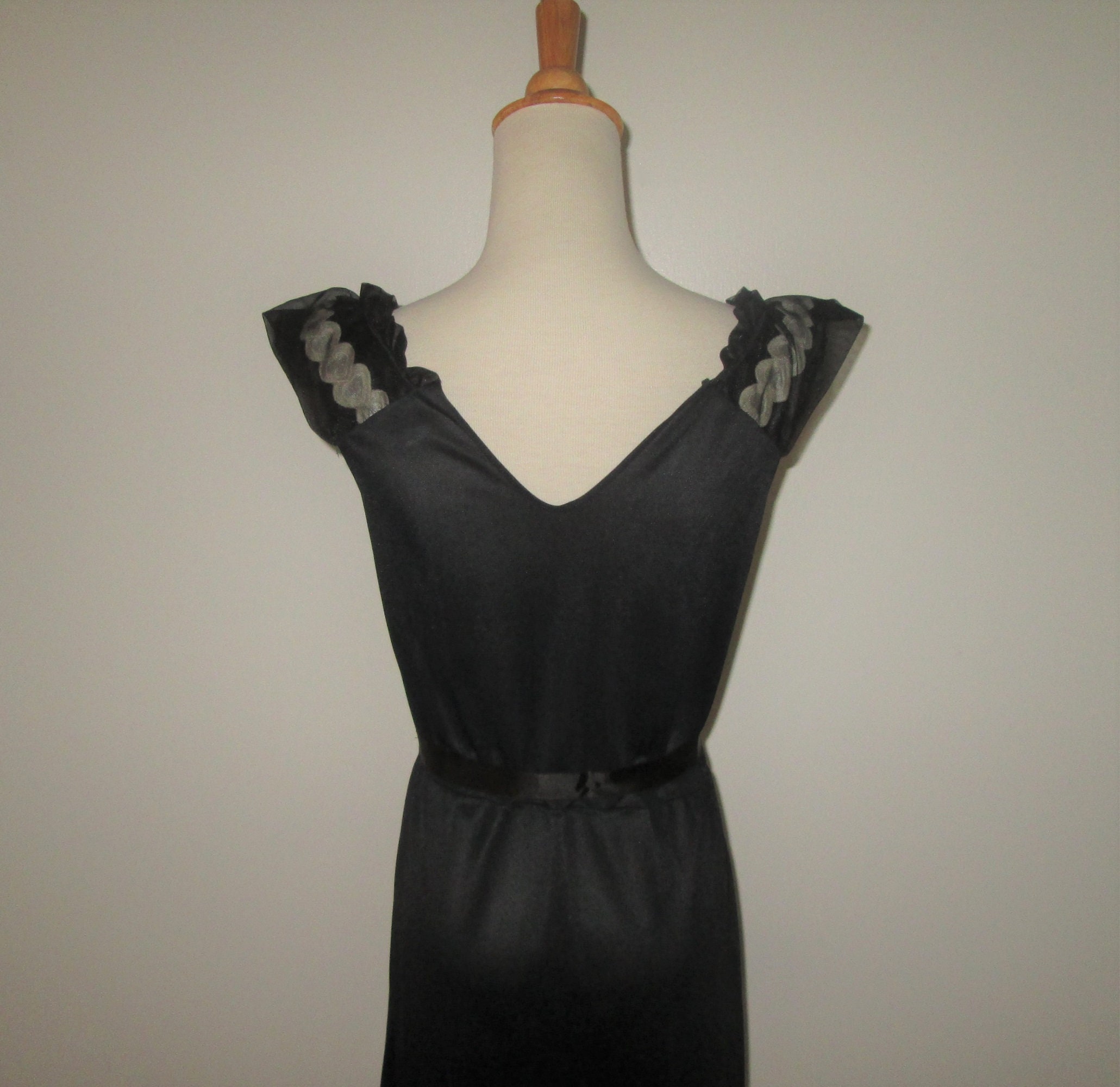 Vintage 1950s Black Nightgown With Hearts by Lovely Lingerie - Etsy