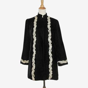 Vintage 1940s Black Velvet Jacket With Beige Soutache Accents - Size M, L