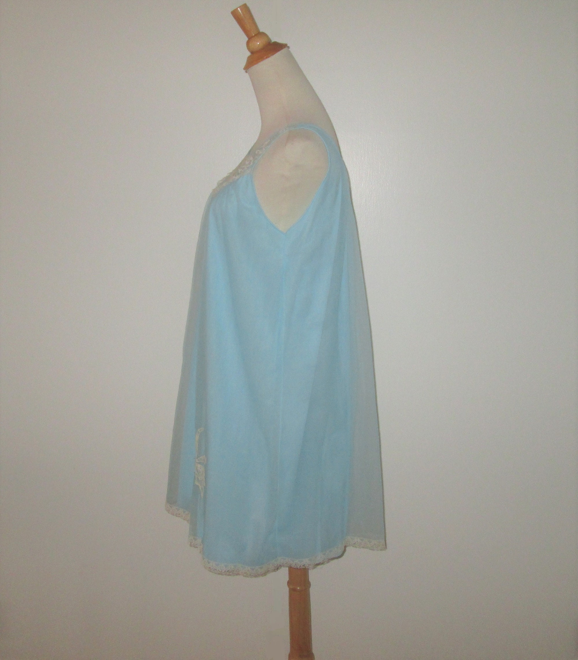 Vintage 1960s Blue Floral Applique Nightgown by Movie Star - Etsy