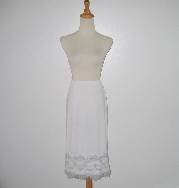 Vintage 1950s White Nylon Half Slip With Gray Flo… - image 1