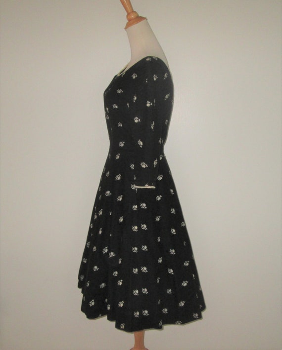 Vintage 1950s Black Floral Dress With Angora Acce… - image 3