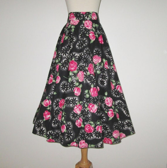 Vintage 1950s Black Floral Skirt With Pink And Re… - image 4